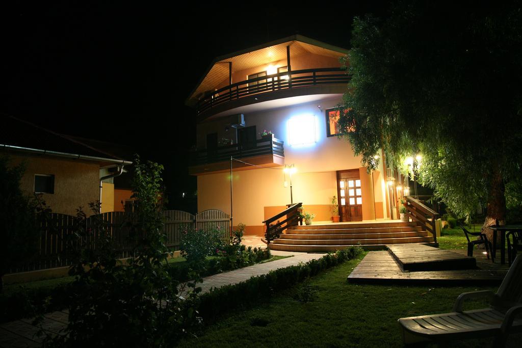 Vila Delta Travel - Mila 23 Мила-Доуэзечи-ши-Трей Экстерьер фото