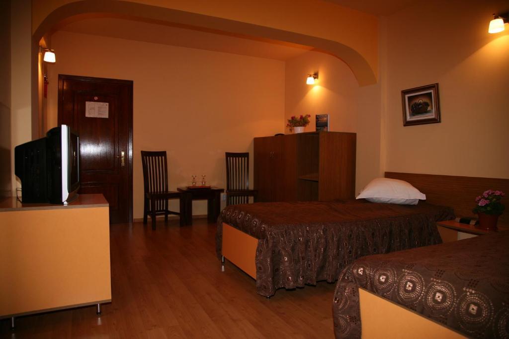 Vila Delta Travel - Mila 23 Мила-Доуэзечи-ши-Трей Экстерьер фото